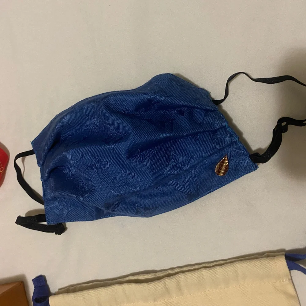 Louis Vuitton DENIM FACE MASK